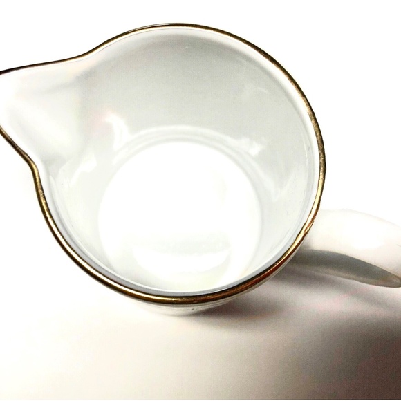 3/$24 FAIRFIELD Classic VANESSA White/Black Trim Tulips Iris Fine China Creamer - Picture 5 of 6